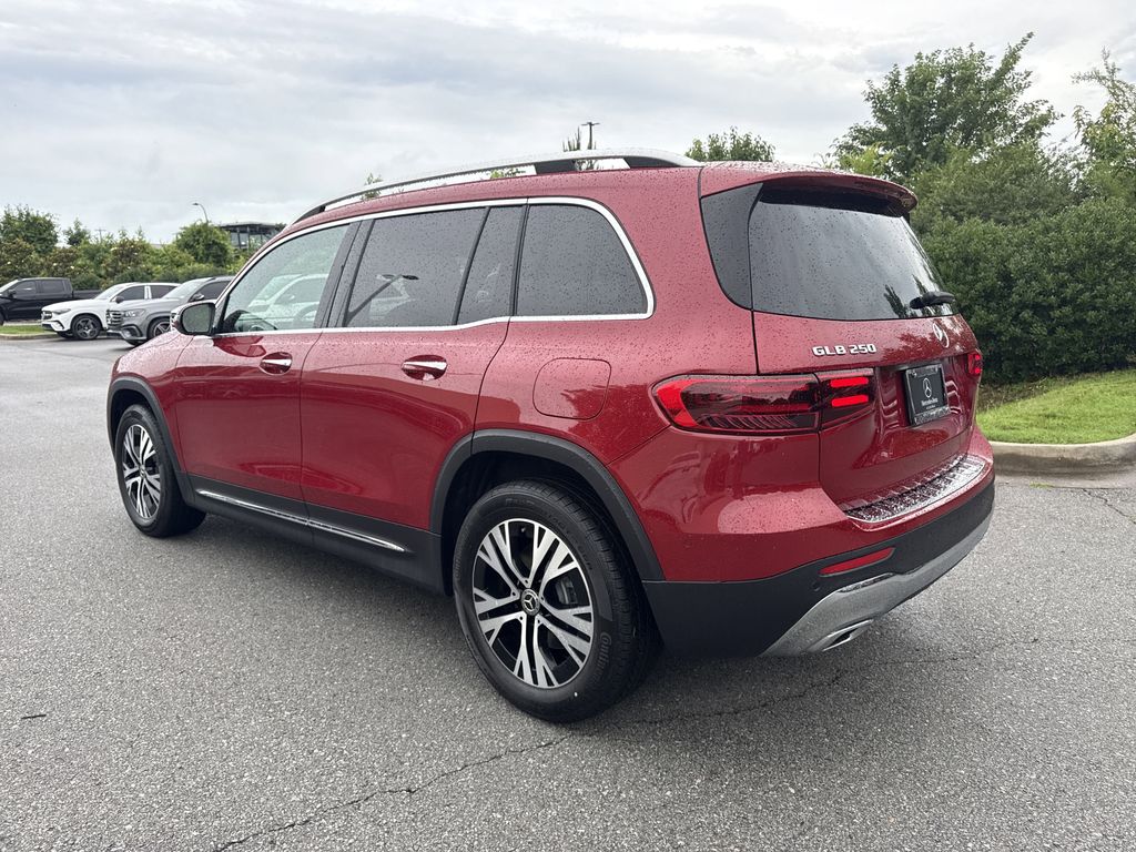 2025 Mercedes-Benz GLB Base - Photo 5
