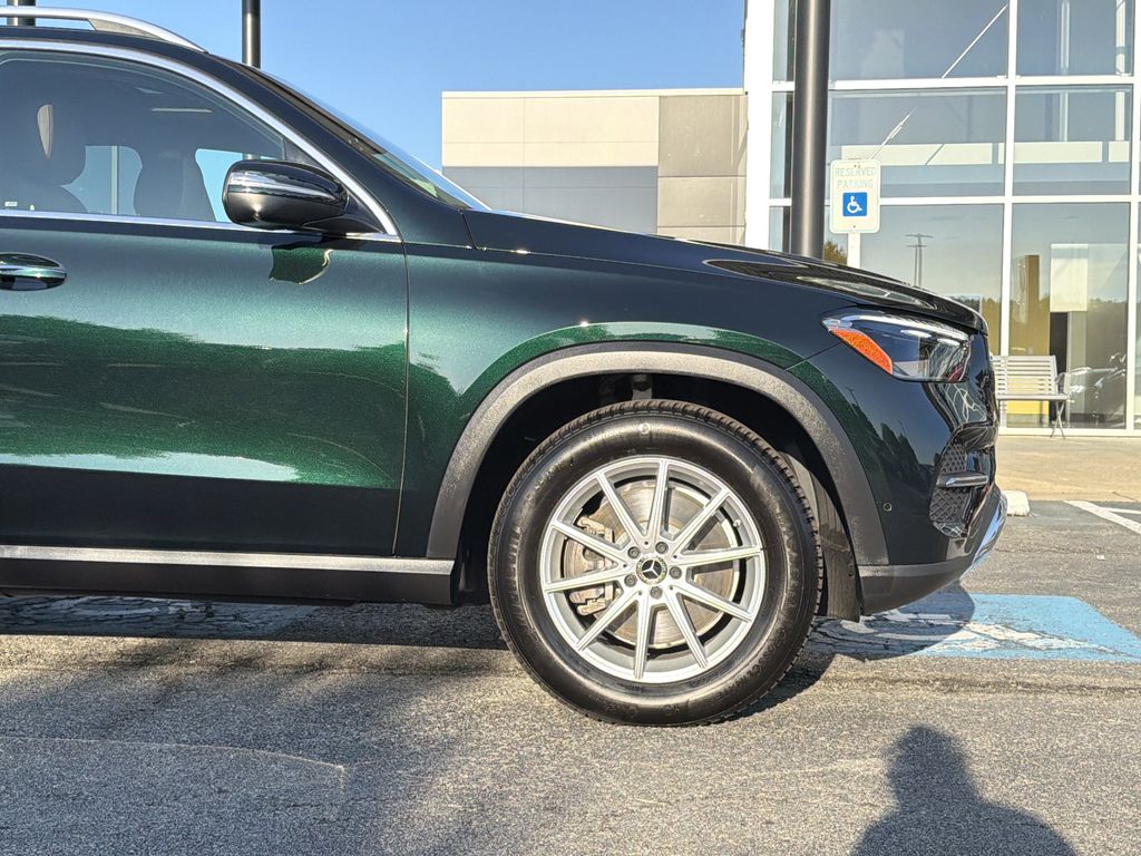 2025 Mercedes-Benz GLE GLE450 - Photo 9
