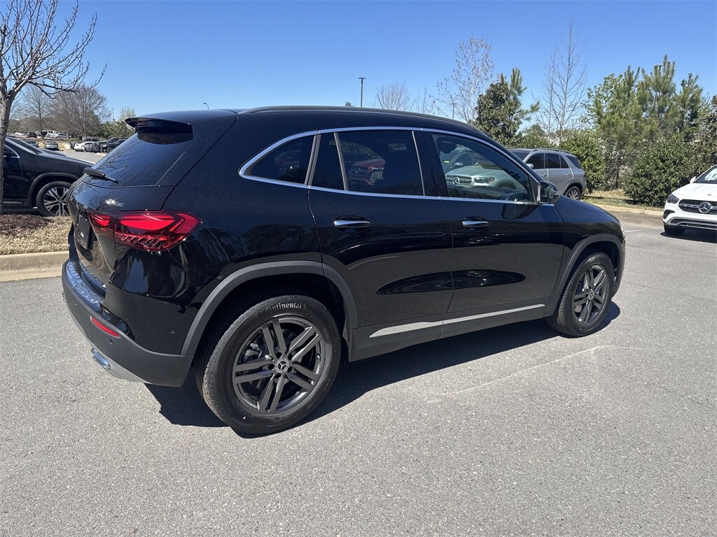 2025 Mercedes Benz GLA 250 4MATIC photo 3
