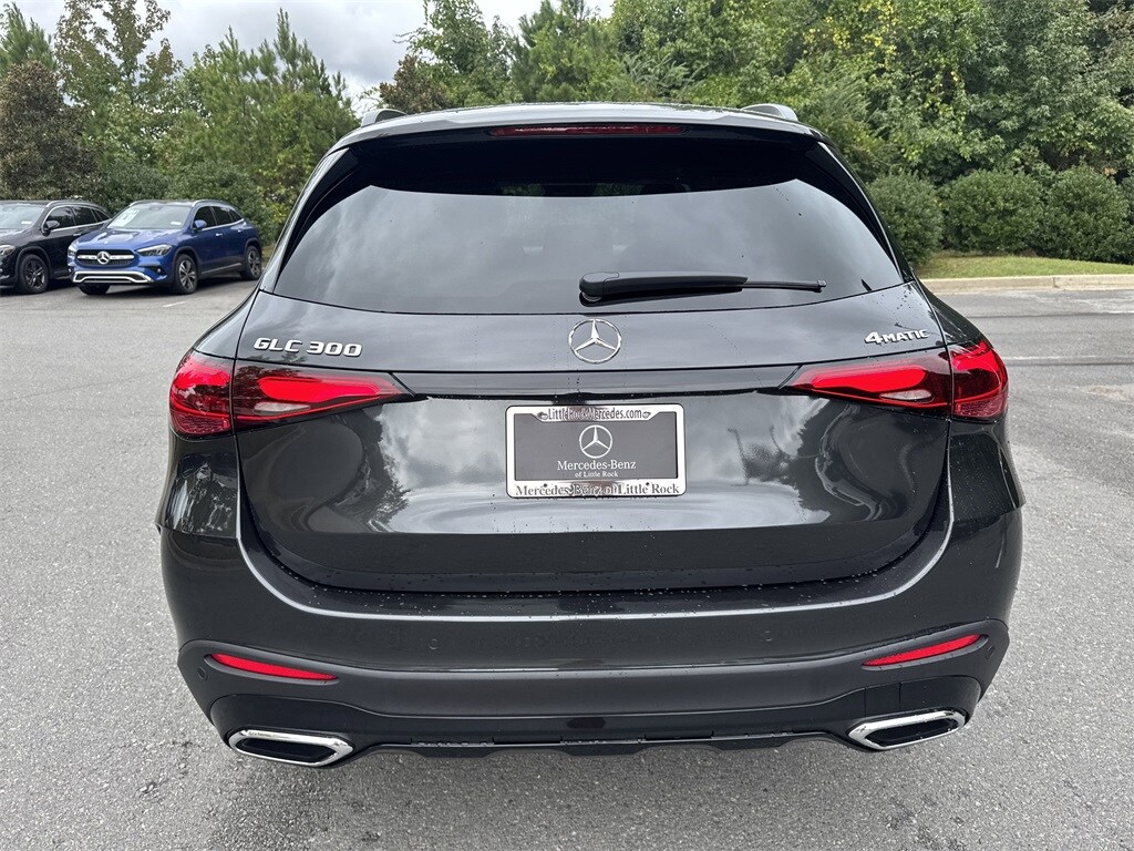 2026 Mercedes Benz GLC 300 4MATIC photo 2