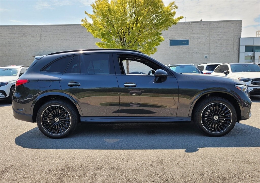 2026 Mercedes Benz GLC 350e 4MATIC photo 2