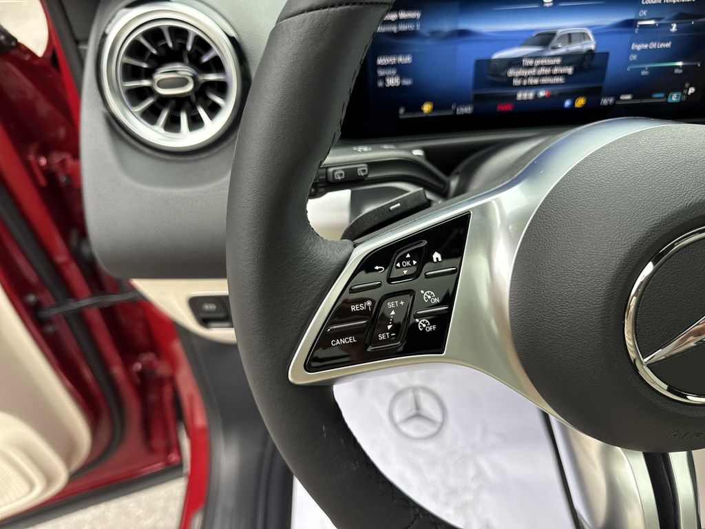 2025 Mercedes-Benz GLB Base - Photo 26