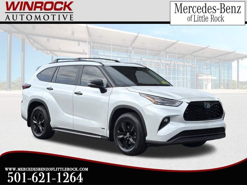 Used 2024 Toyota Highlander Hybrid XLE SUV