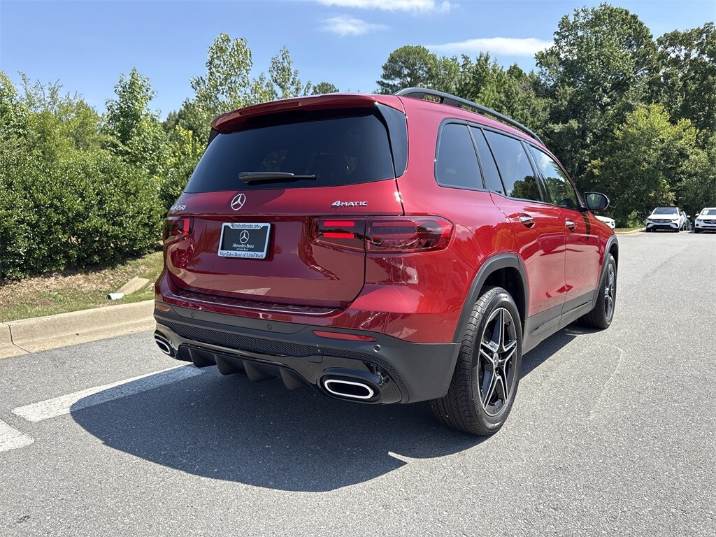 2026 Mercedes Benz GLB 250 4MATIC photo 3