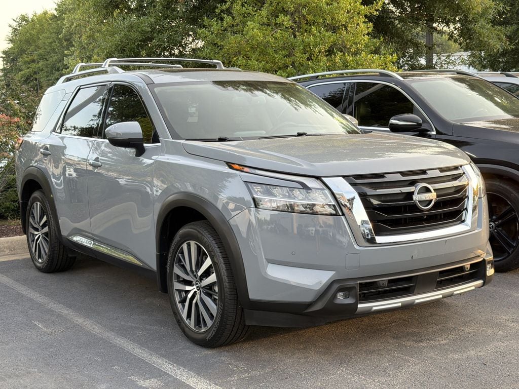 Used 2022 Nissan Pathfinder Platinum SUV
