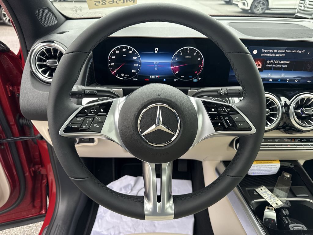 2025 Mercedes-Benz GLB Base - Photo 25