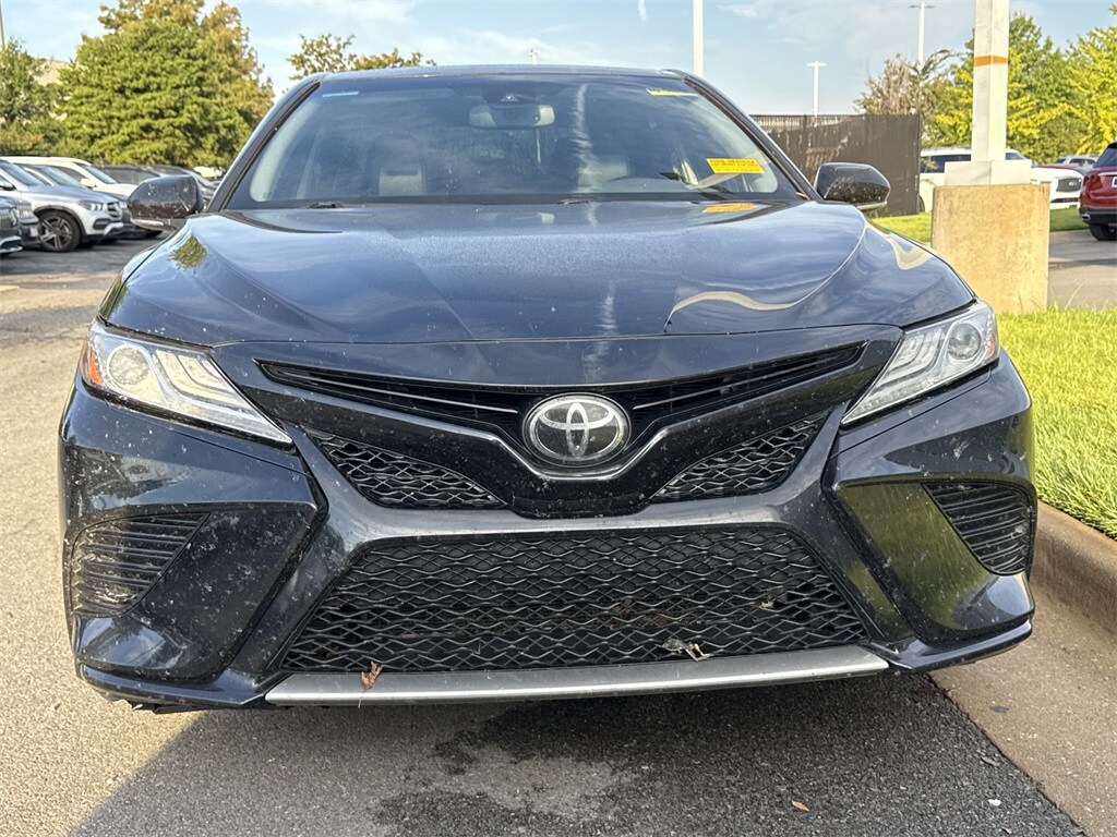 2020 Toyota Camry XSE photo 3
