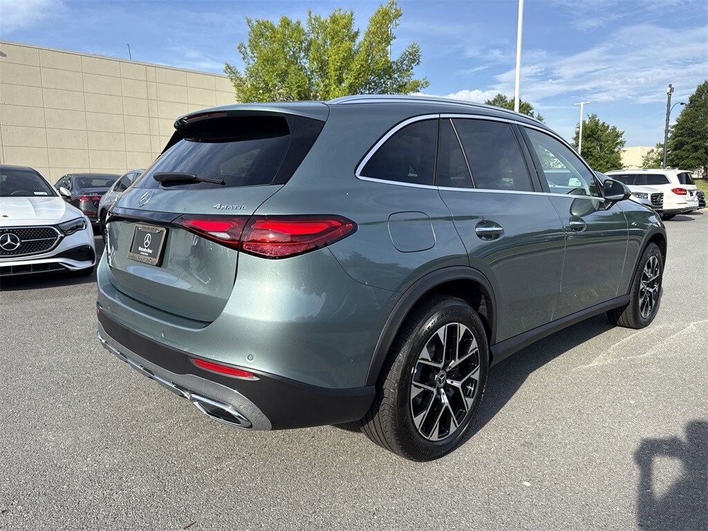 2025 Mercedes Benz GLC 350e 4MATIC photo 3