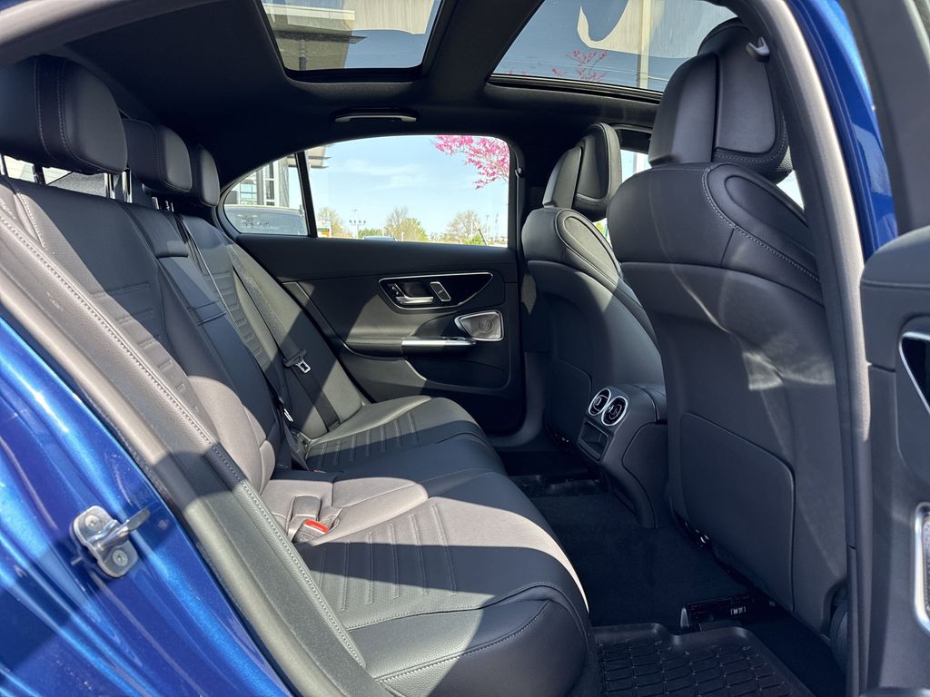 2025 Mercedes-Benz C-Class Sedan C 300 - Photo 18