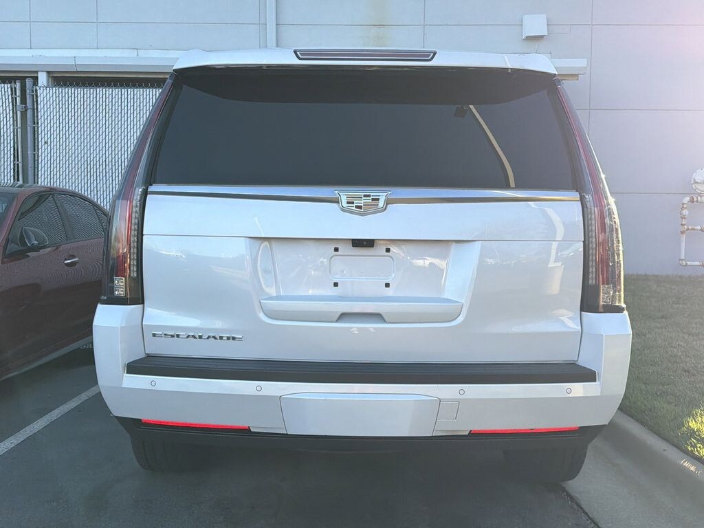 Used 2017 Cadillac Escalade Luxury SUV