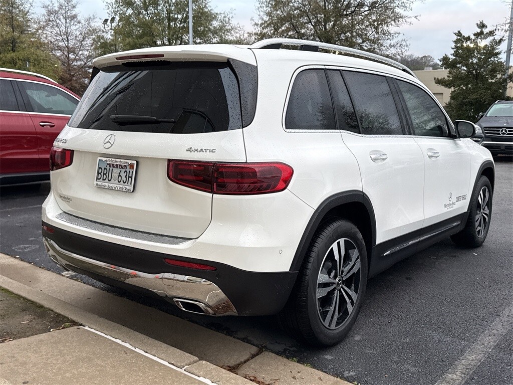 2025 Mercedes Benz GLB 250 4MATIC photo 2