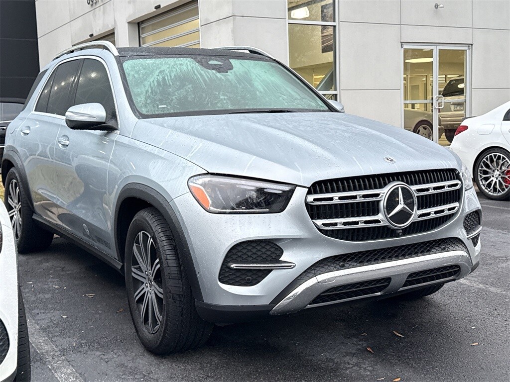 2025 Mercedes Benz GLE 450 4MATIC photo 3