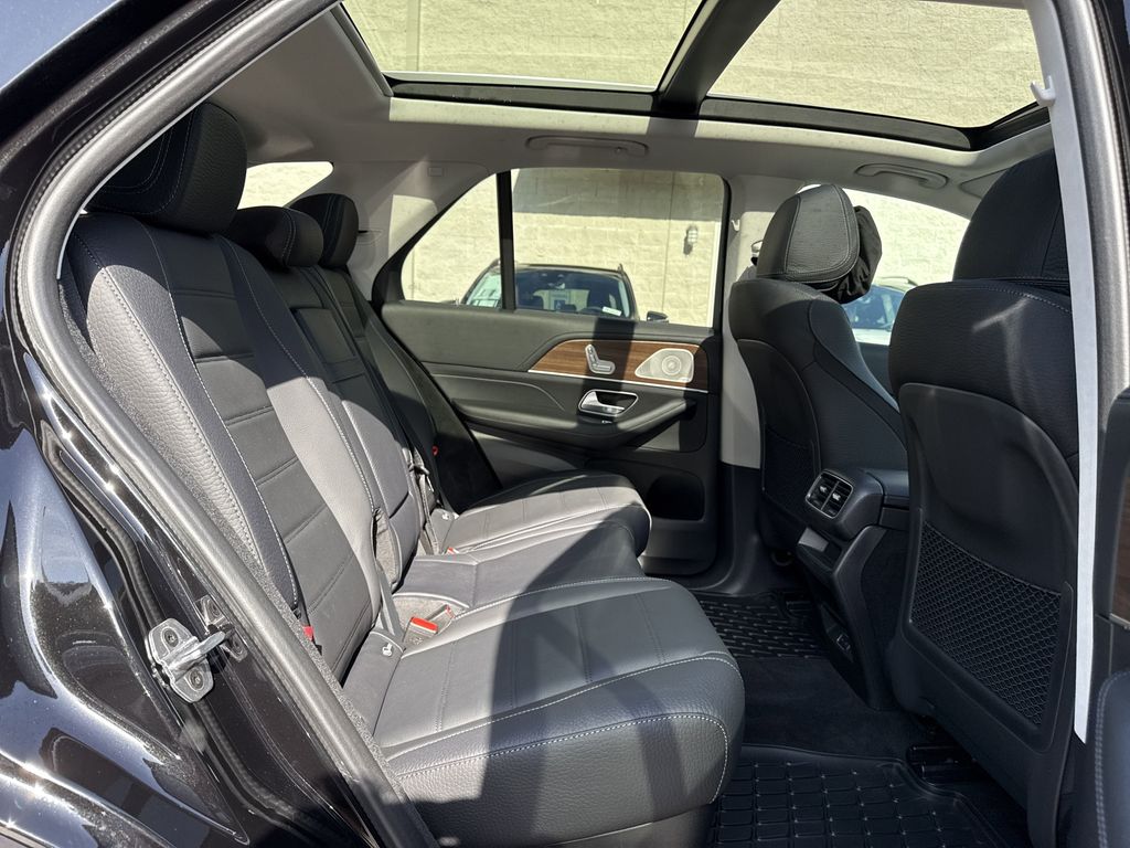 2025 Mercedes-Benz GLE GLE350 - Photo 17