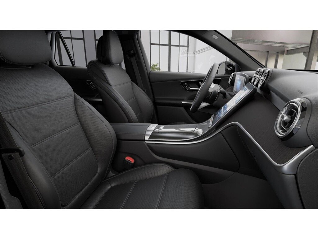 2025 Mercedes Benz GLC 300 4MATIC photo 4