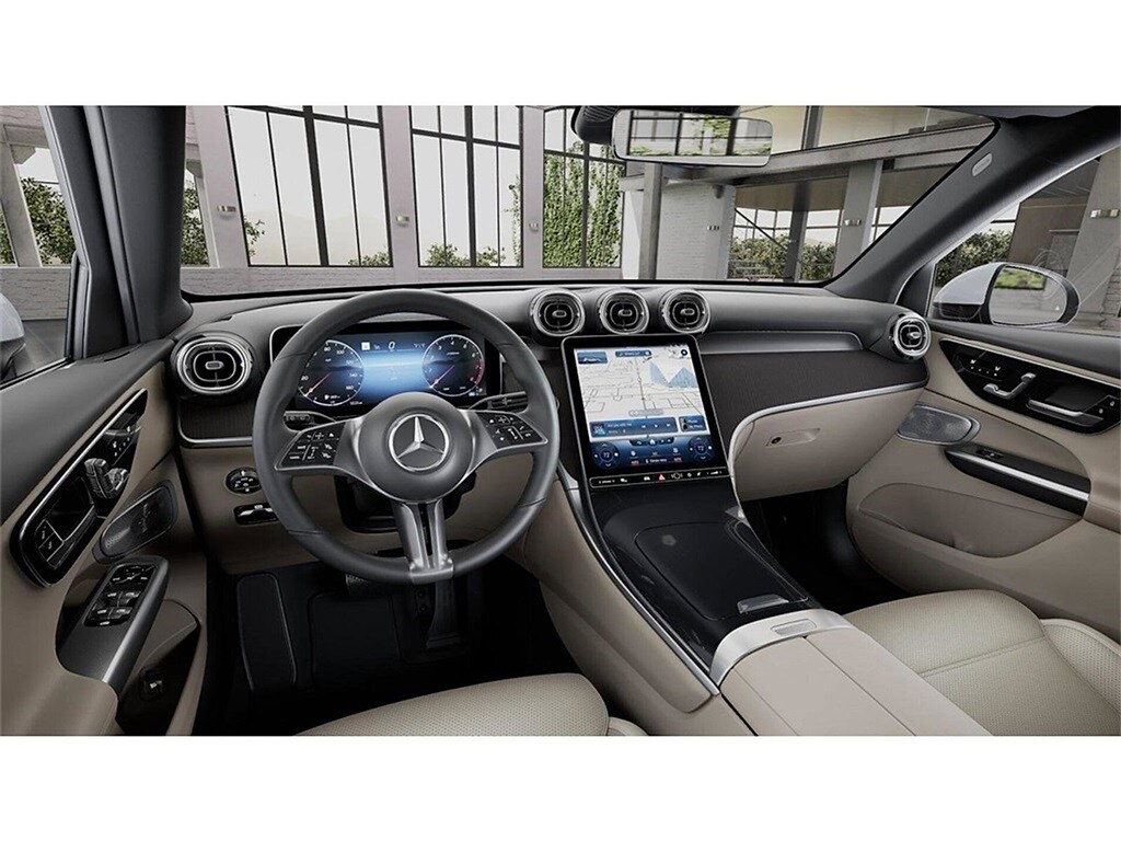 2026 Mercedes Benz GLC 300 4MATIC photo 3