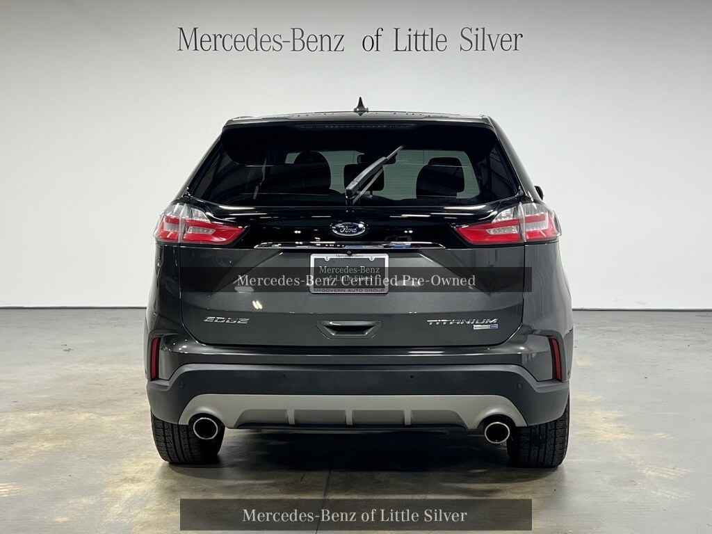 2019 Ford Edge Titanium photo 4