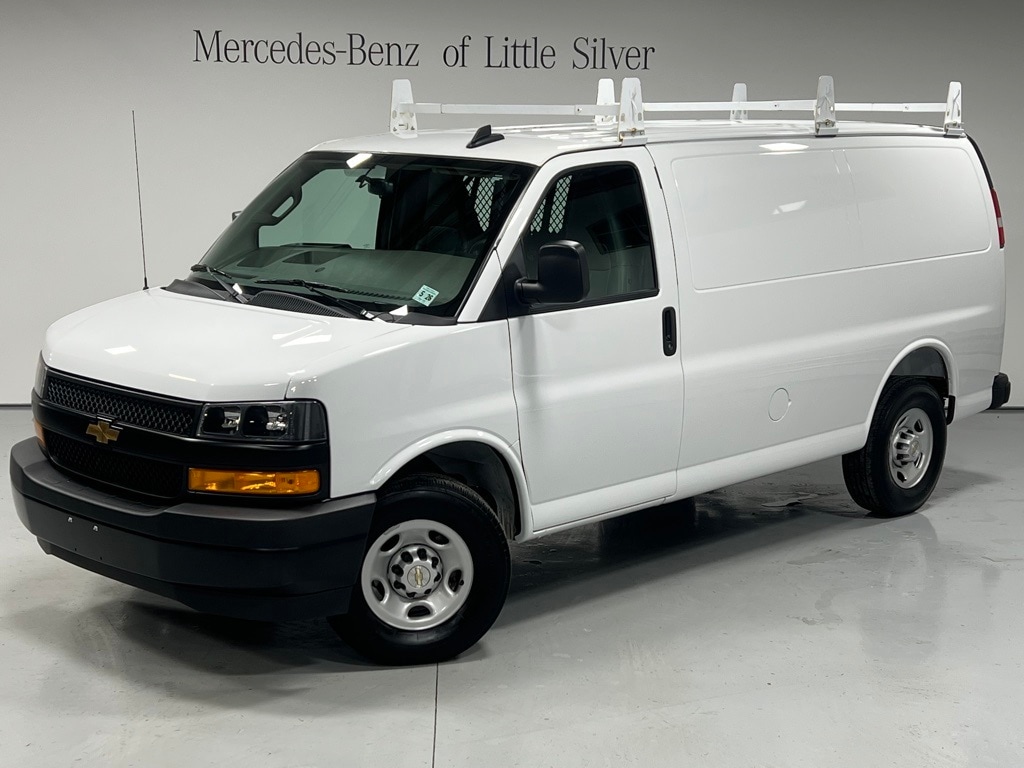 2025 Chevrolet Express Cargo Work Van's photo
