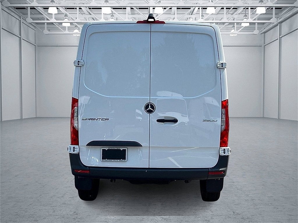 New 2025 Mercedes-Benz Sprinter 2500 Standard Roof 4-Cyl Diesel Van Cargo Van