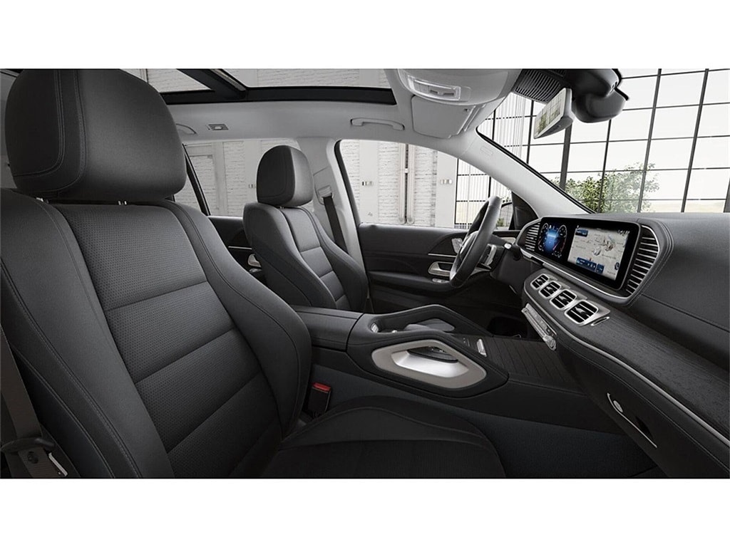 New 2026 Mercedes-Benz GLS 4MATIC SUV