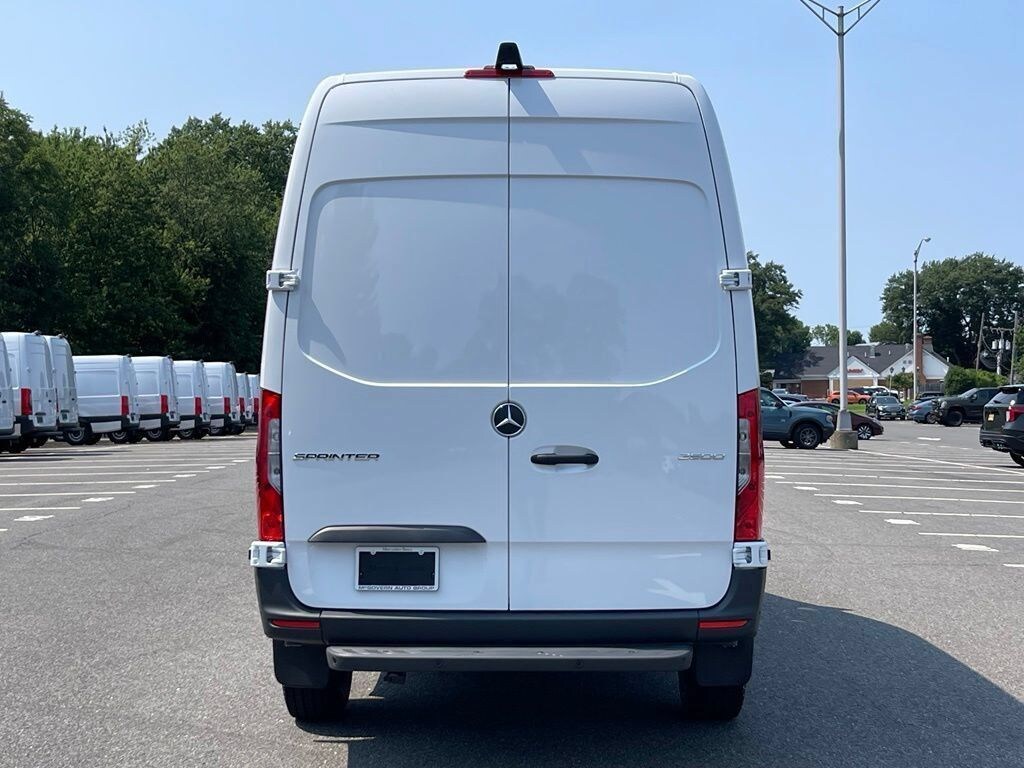 New 2026 Mercedes-Benz Sprinter 2500 Standard Roof 4-Cyl Diesel HO Van Cargo Van