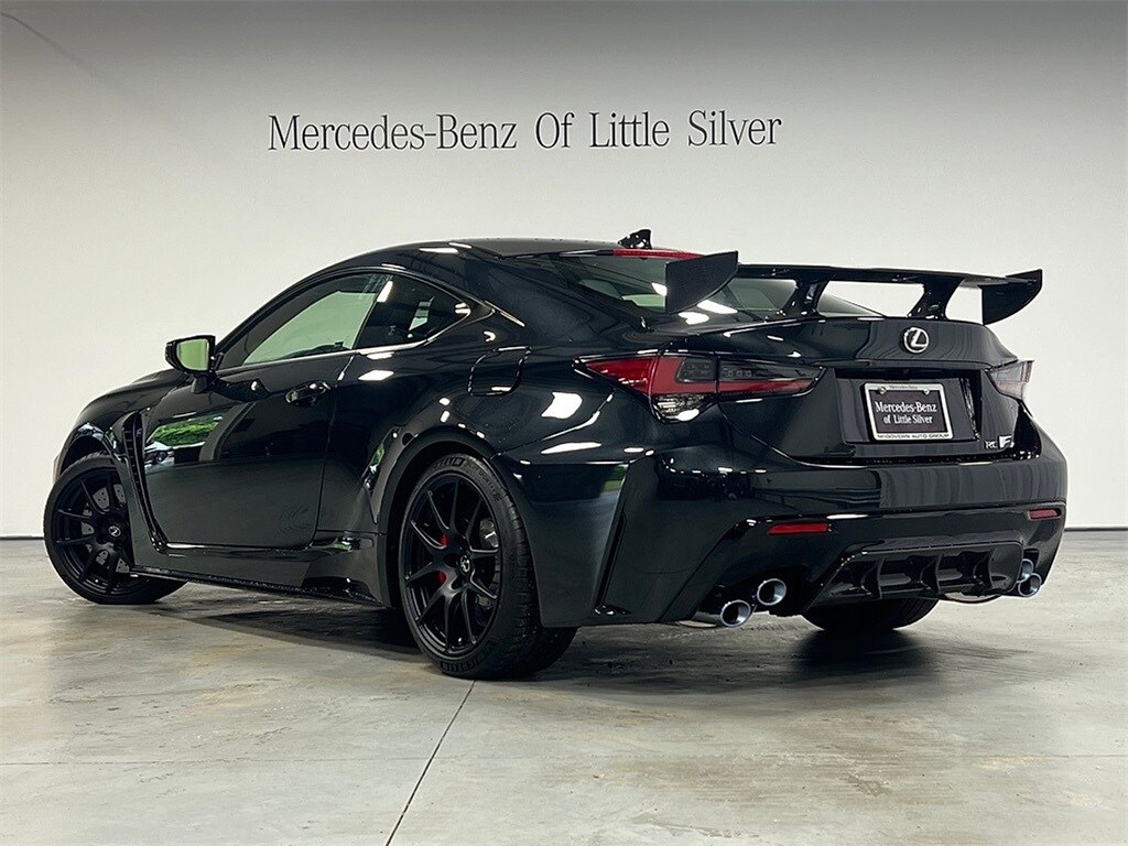 2024 Lexus RC F photo 3