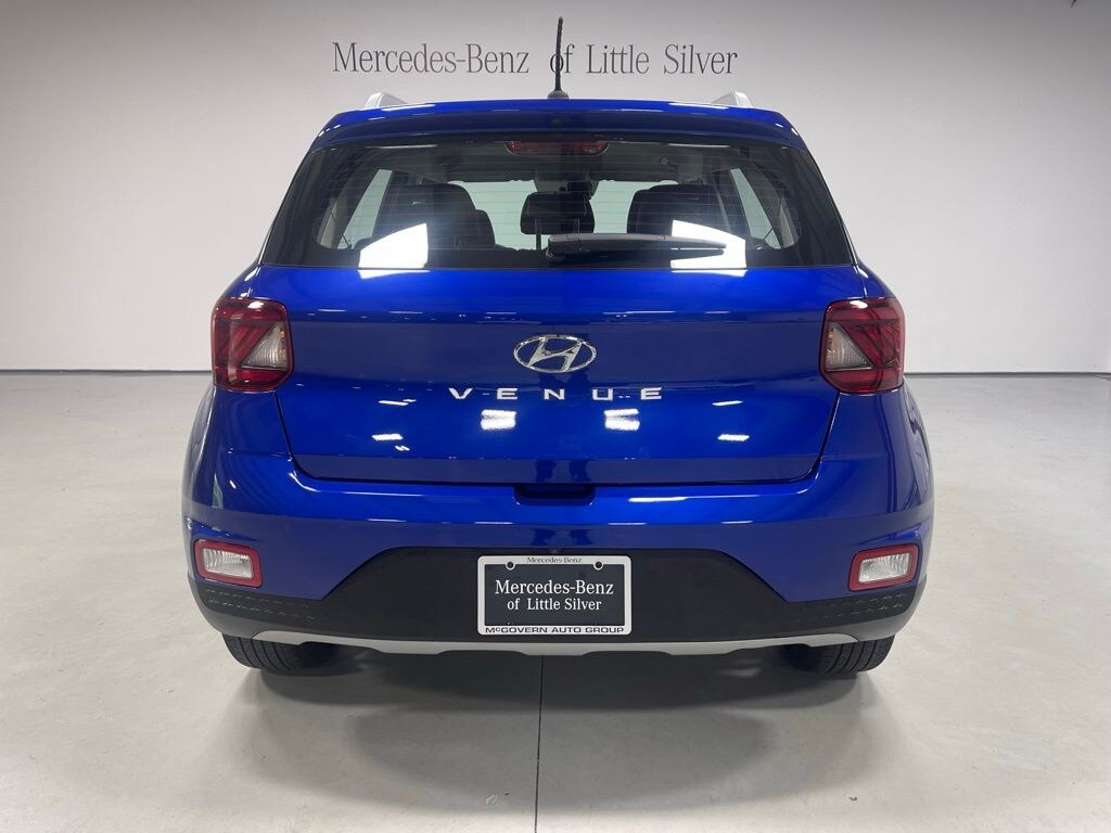 Used 2024 Hyundai Venue Limited SUV