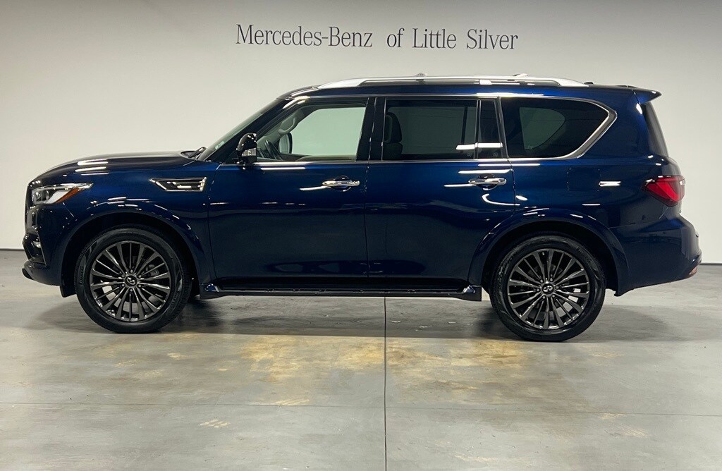 2021 Infiniti QX80 Premium Select photo 2