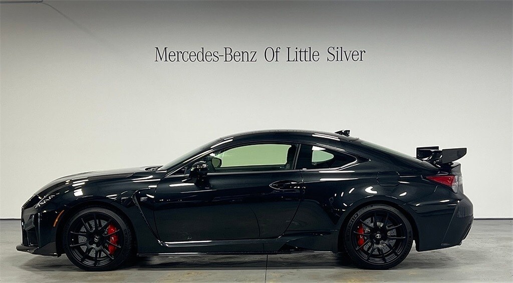 2024 Lexus RC F photo 2