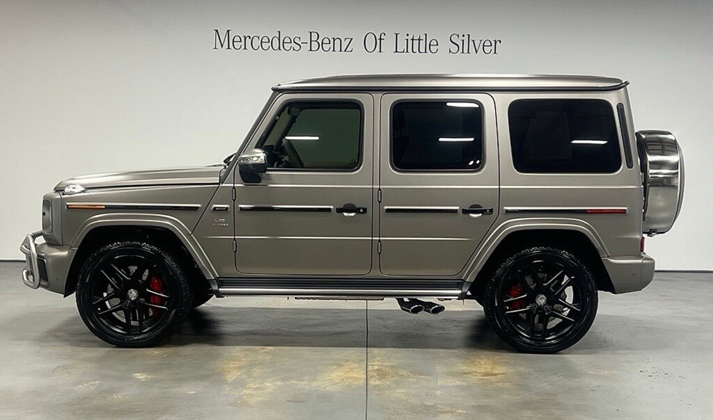 2025 Mercedes Benz G 63 AMG photo 2