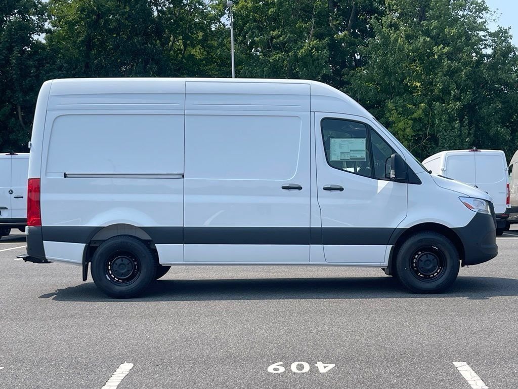 New 2026 Mercedes-Benz Sprinter 2500 Standard Roof 4-Cyl Diesel Van Cargo Van