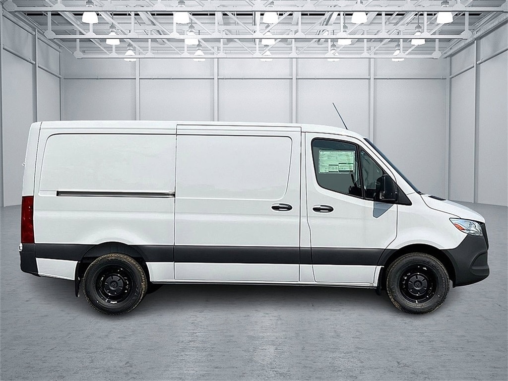 New 2025 Mercedes-Benz Sprinter 2500 Standard Roof 4-Cyl Diesel Van Cargo Van