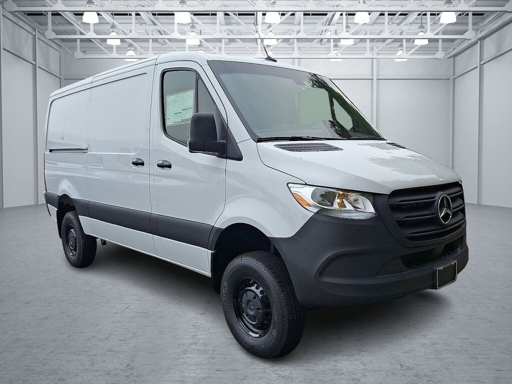 New 2025 Mercedes-Benz Sprinter 2500 Standard Roof 4-Cyl Diesel HO Van Cargo Van