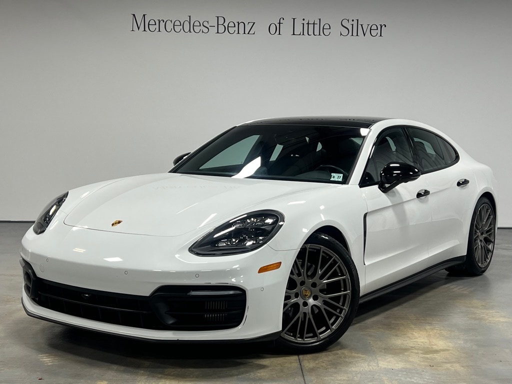 2022 Porsche Panamera Platinum Edition