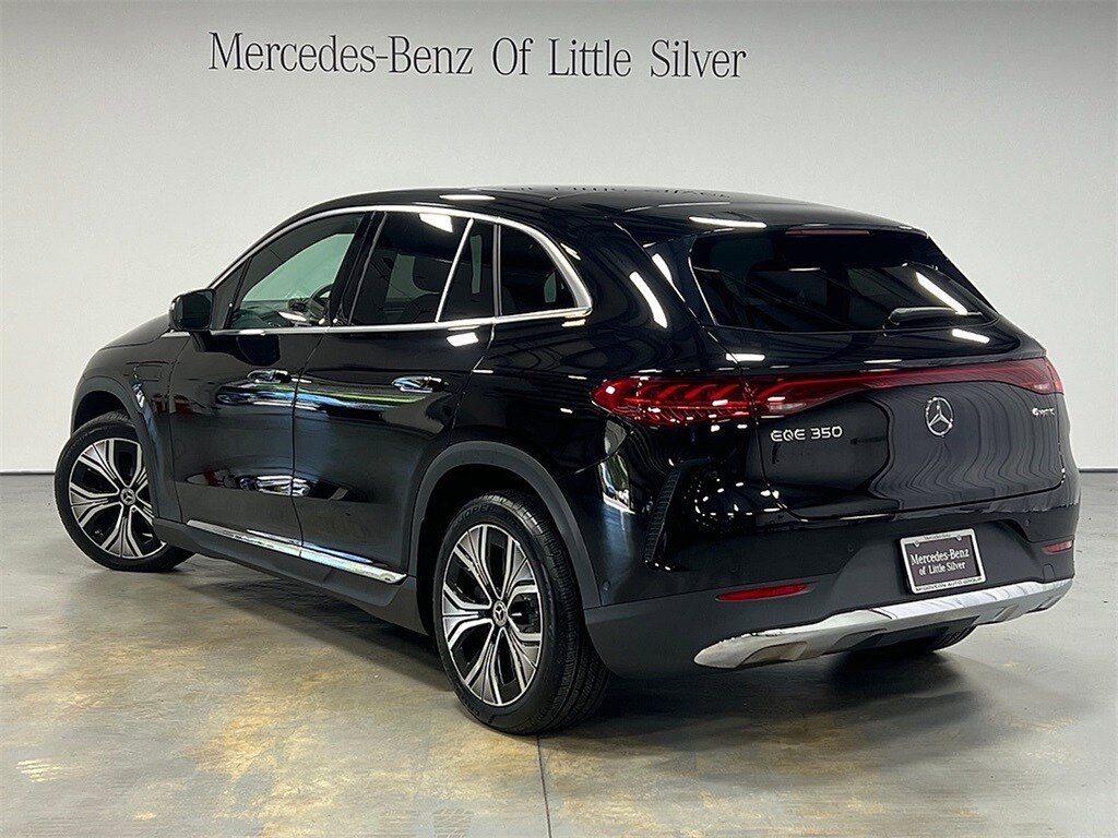 2025 Mercedes Benz EQE-Class SUV photo 3