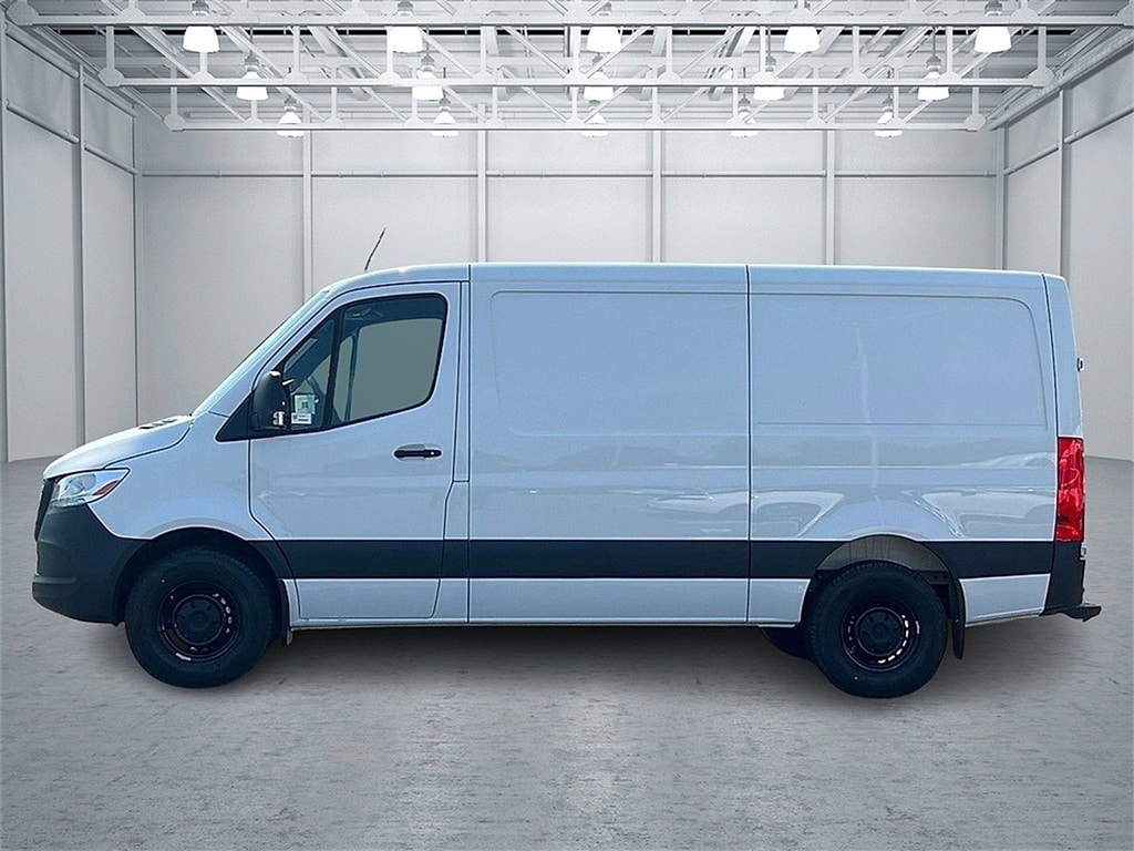 New 2025 Mercedes-Benz Sprinter 2500 Standard Roof 4-Cyl Diesel Van Cargo Van