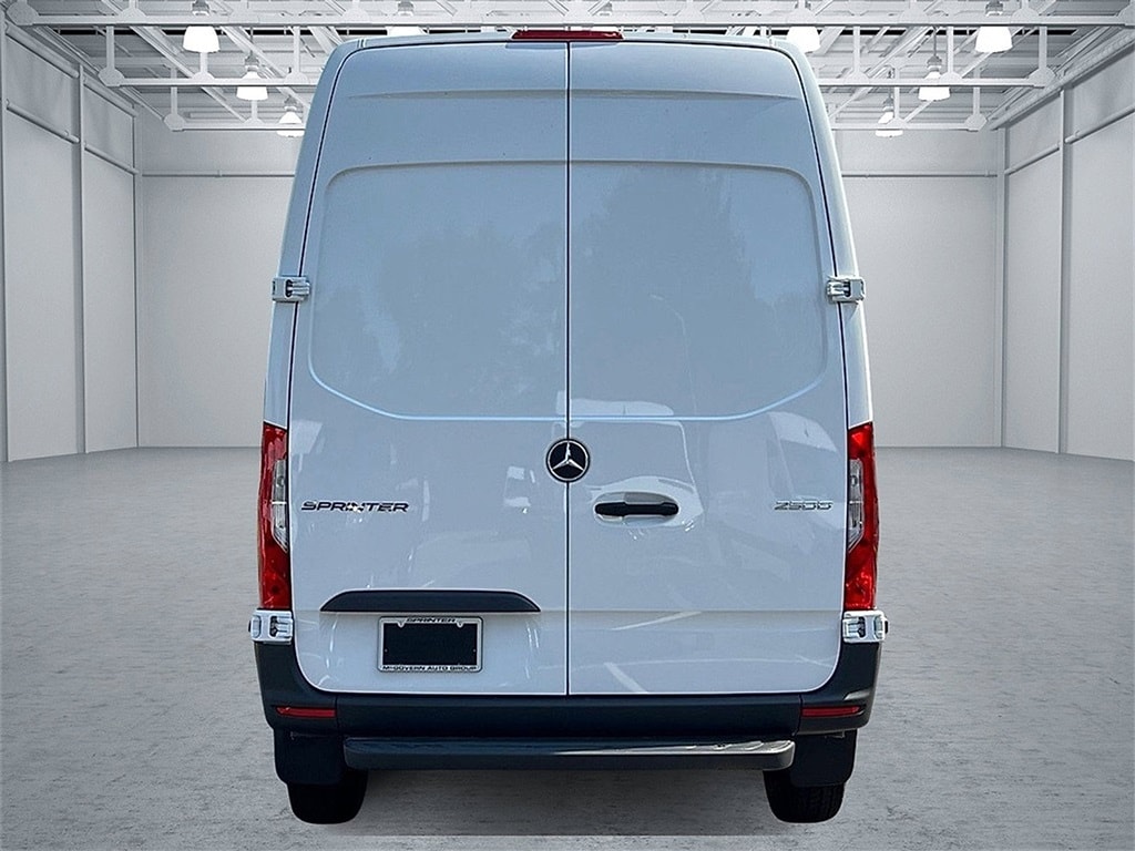 New 2025 Mercedes-Benz Sprinter 2500 Standard Roof 4-Cyl Diesel HO Van Cargo Van