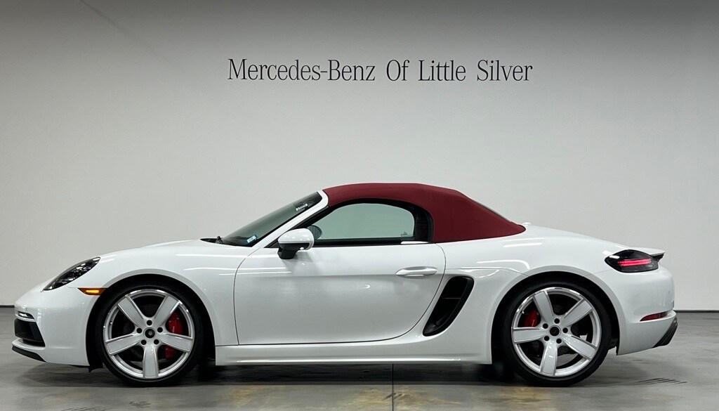2023 Porsche Boxster GTS 4.0 photo 2