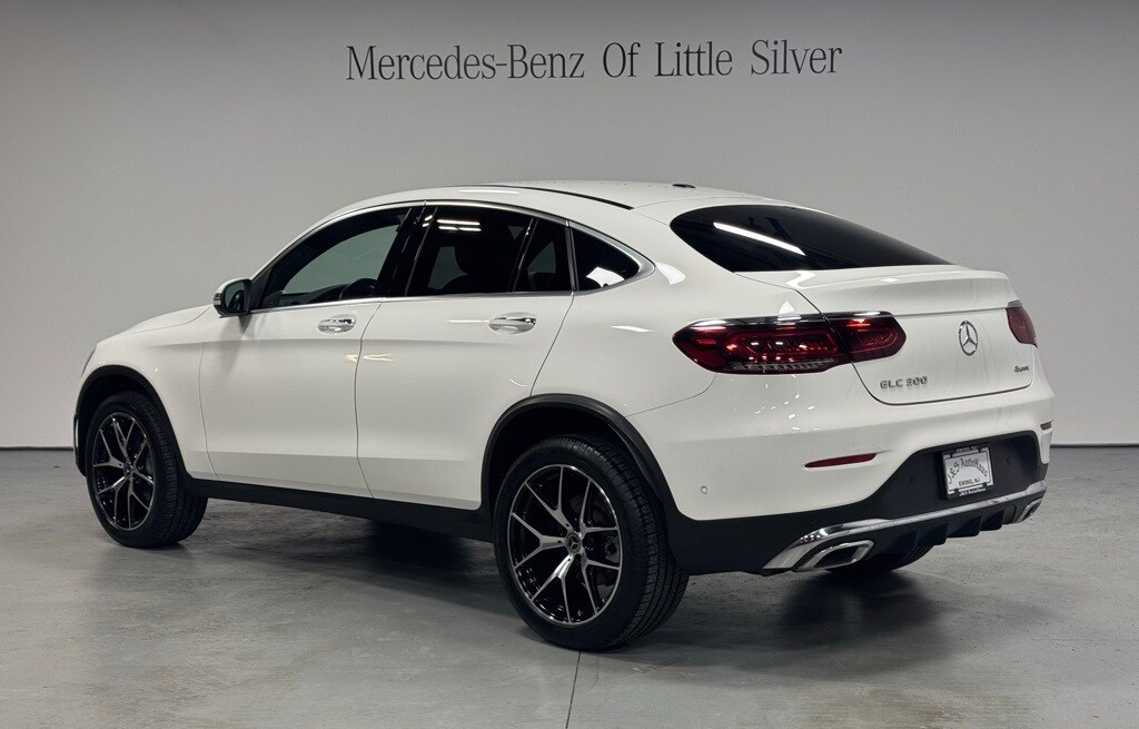 2023 Mercedes Benz GLC 300 4MATIC photo 4
