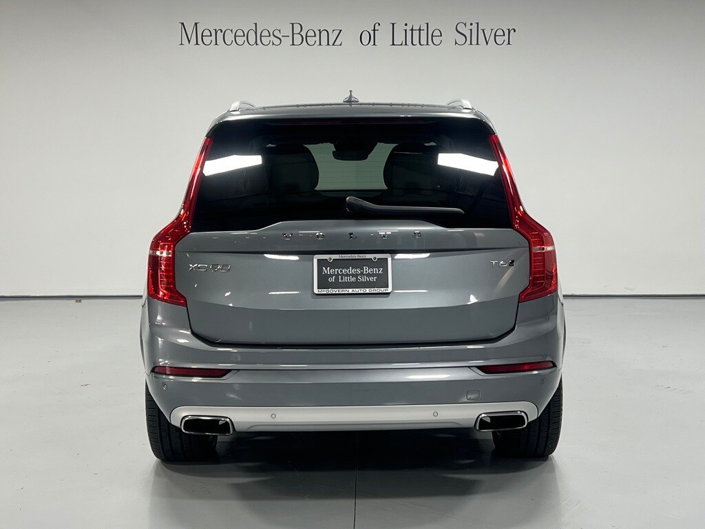 2020 Volvo XC90 T6 Momentum photo 3