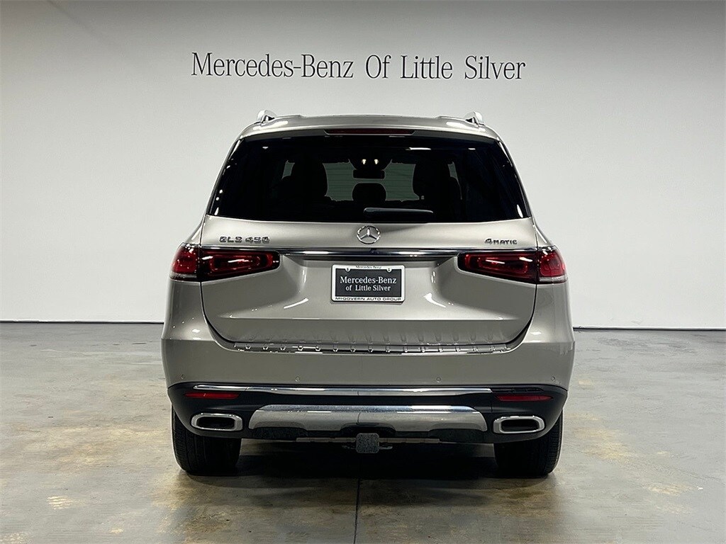 2023 Mercedes Benz GLS 450 4MATIC photo 4