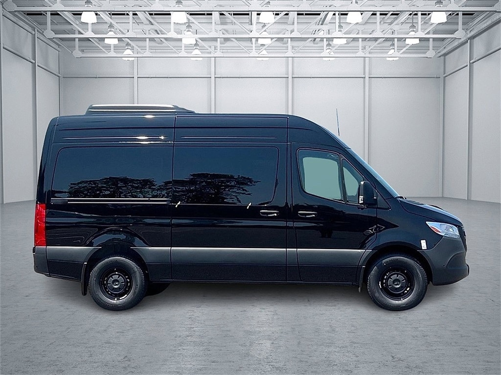New 2025 Mercedes-Benz Sprinter 2500 Standard Roof 4-Cyl Diesel HO Van Passenger Van