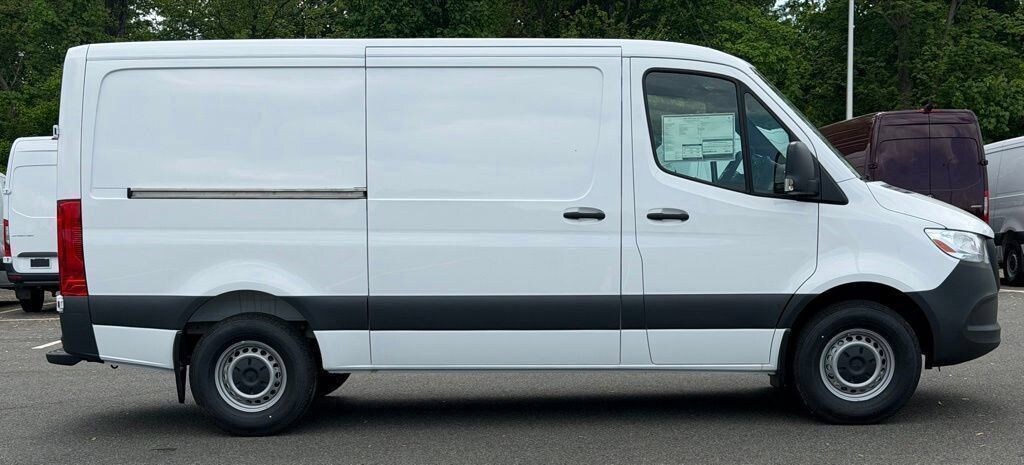 New 2026 Mercedes-Benz Sprinter 2500 Standard Roof 4-Cyl Diesel Van Cargo Van