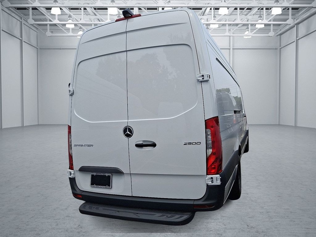 New 2025 Mercedes-Benz Sprinter 2500 High Roof 4-Cyl Diesel HO Van Extended Cargo Van