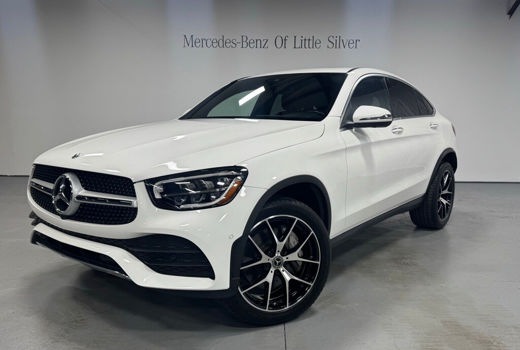 2023 Mercedes Benz GLC 300 4MATIC photo 2