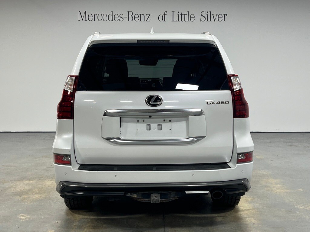 2021 Lexus GX 460 photo 2
