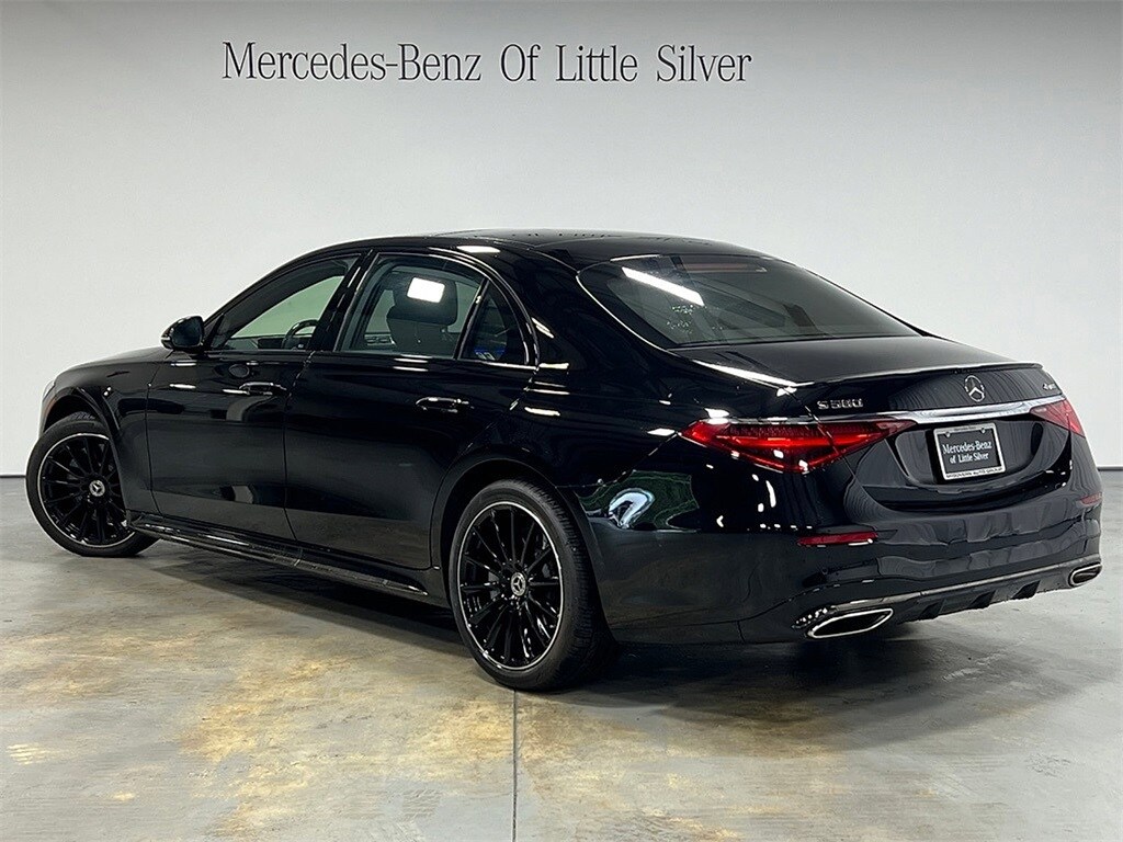 2025 Mercedes Benz S 580 4MATIC photo 3