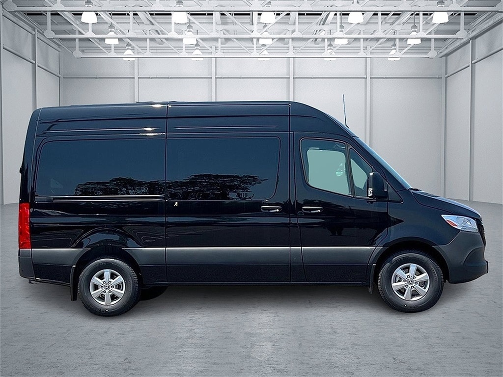 New 2025 Mercedes-Benz Sprinter 2500 Standard Roof 4-Cyl Diesel HO Van Passenger Van