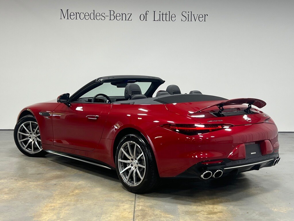 2024 Mercedes Benz SL 43 AMG photo 4