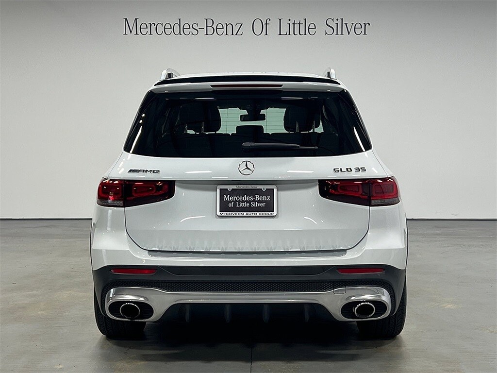 2022 Mercedes Benz GLB 35 AMG 4MATIC photo 4