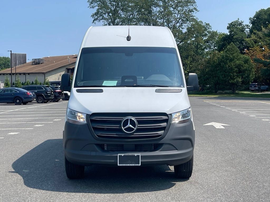 New 2025 Mercedes-Benz Sprinter 2500 Standard Roof 4-Cyl Diesel HO Van Cargo Van